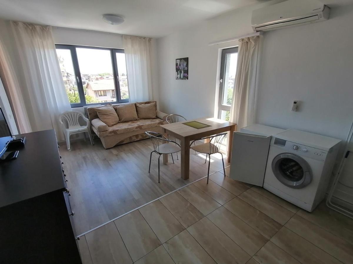 Zoleks Apartment Burgas ภายนอก รูปภาพ
